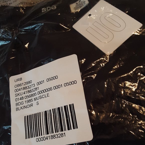 REDUCED NWT Nordstrom UO Black Muscle Tee S - Picture 4 of 6